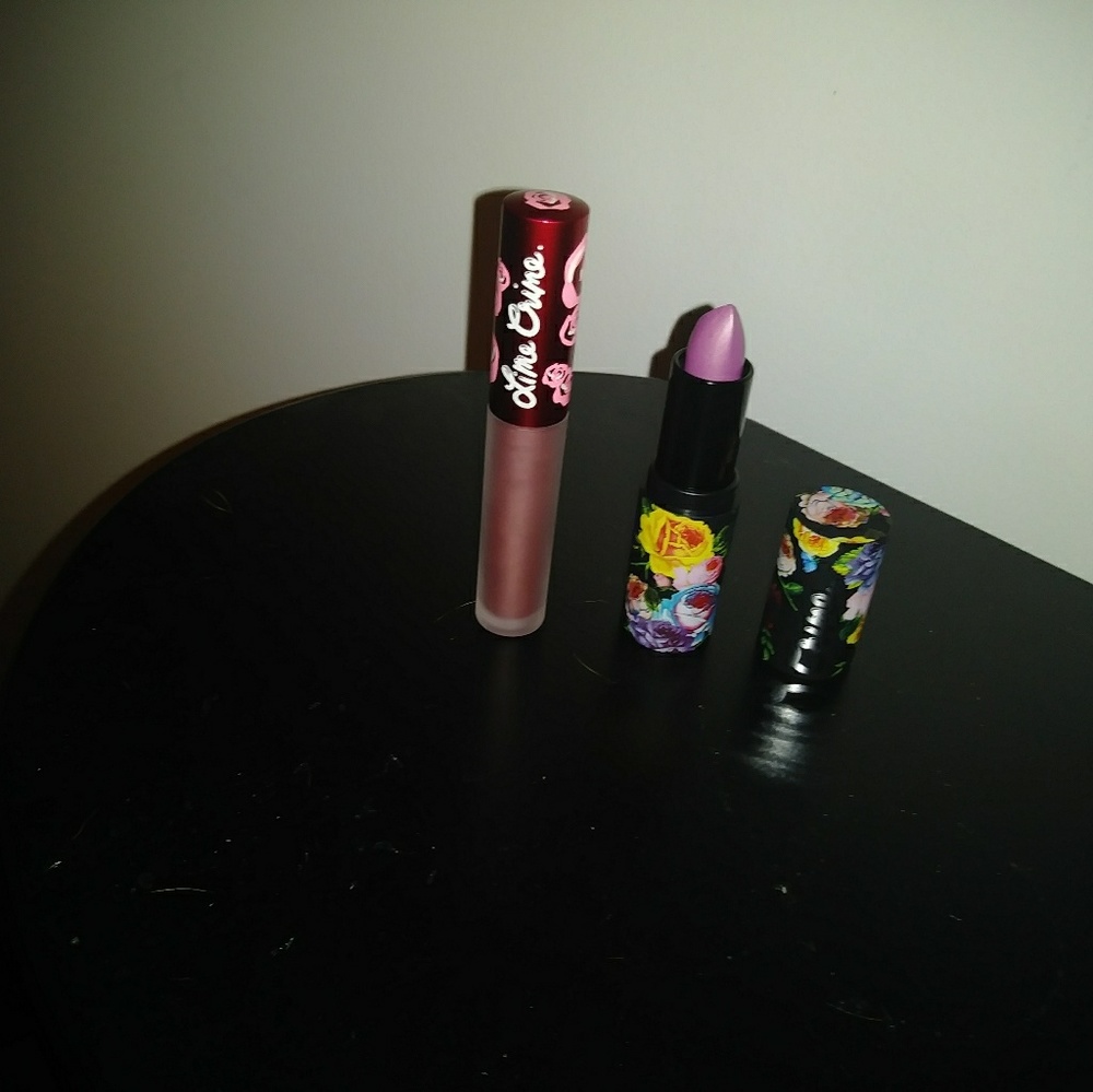 Lot of 2 lime crime lipstick